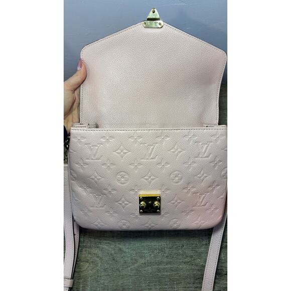 🩷SOLD🩷 Louis Vuitton Rose Pink Metis Crossbody Bag - Picture 5 of 7